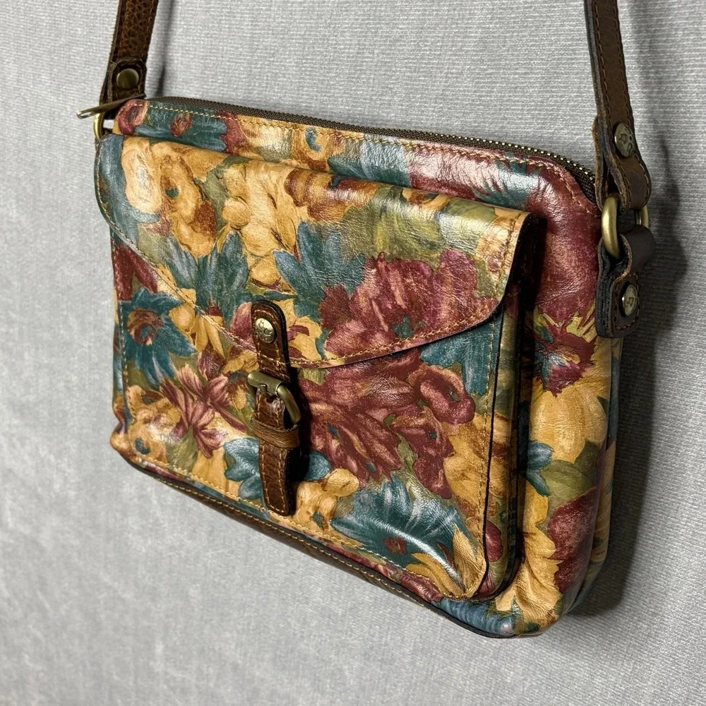 Patricia Nash Avellino Fresco Bouquet Leather Crossbody Bag Floral Adjustable